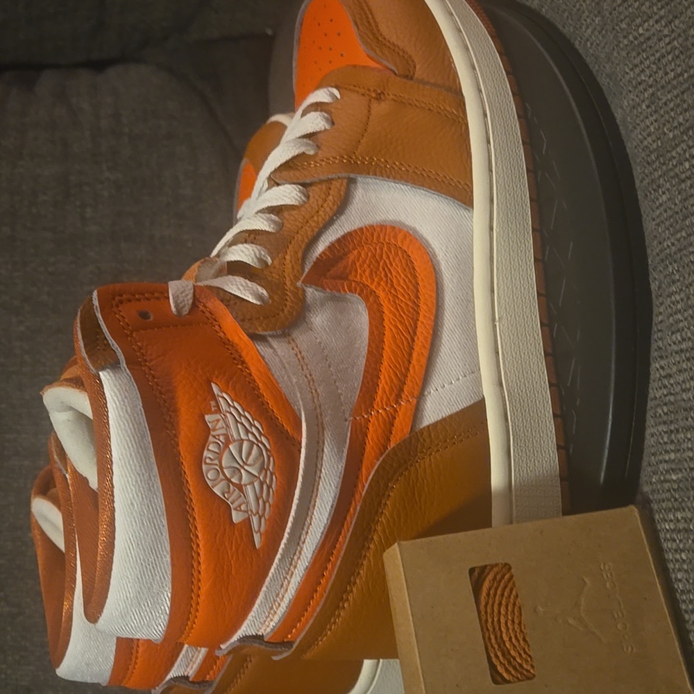 🔥Jordan Retro 1 high-se - Picture 3 of 9